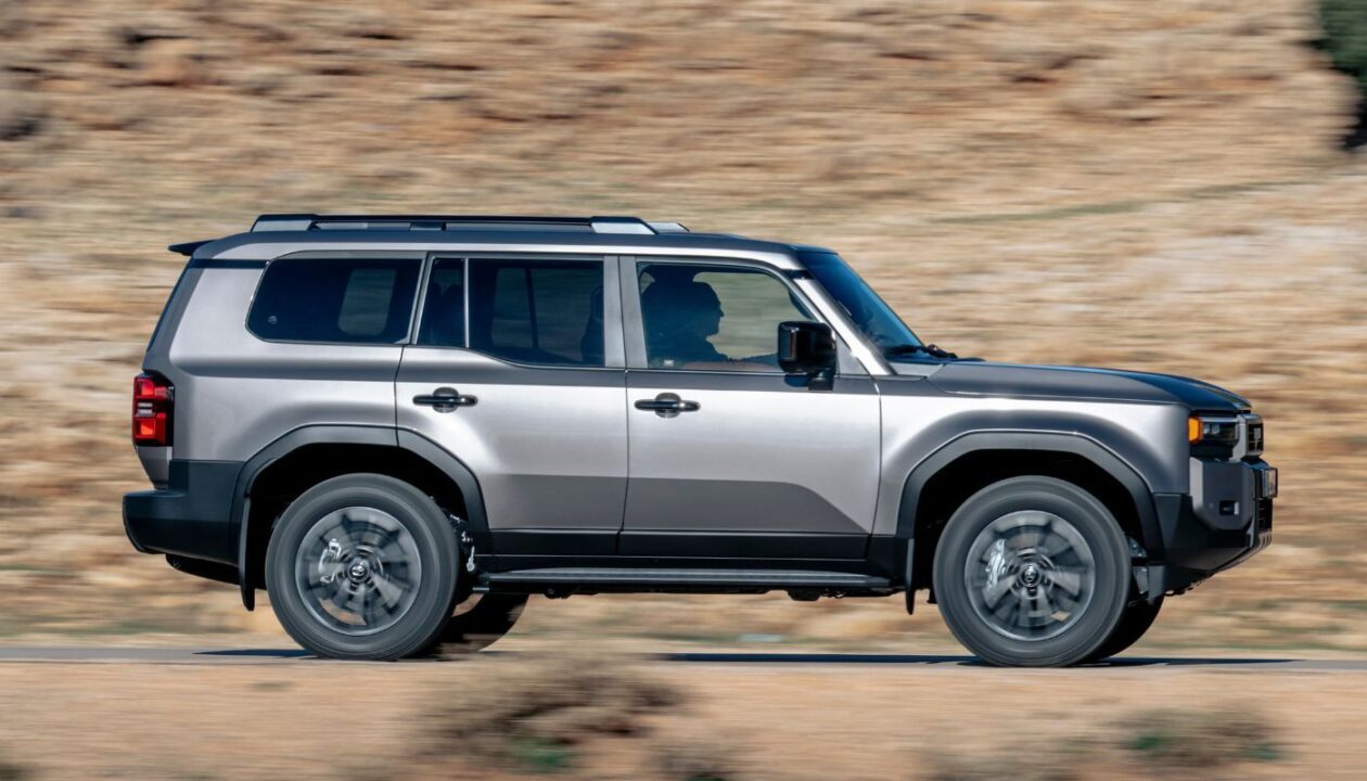 TOYOTA LAND CRUISER 2025